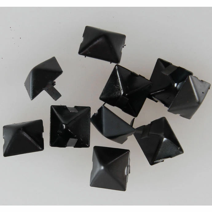 Pyramids Metal BLACK - 10pcs 3 Pyramids Metal BLACK - 10pcs